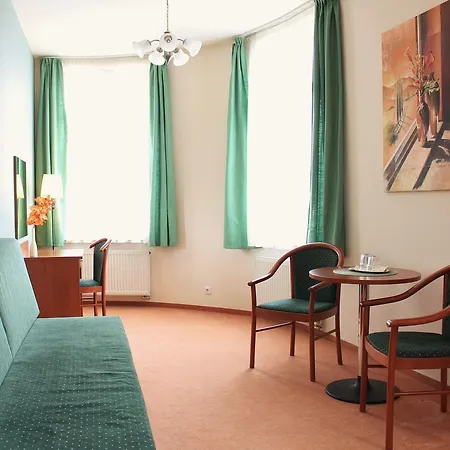 Paganini 4* Brandýs nad Labem-Stará Boleslav